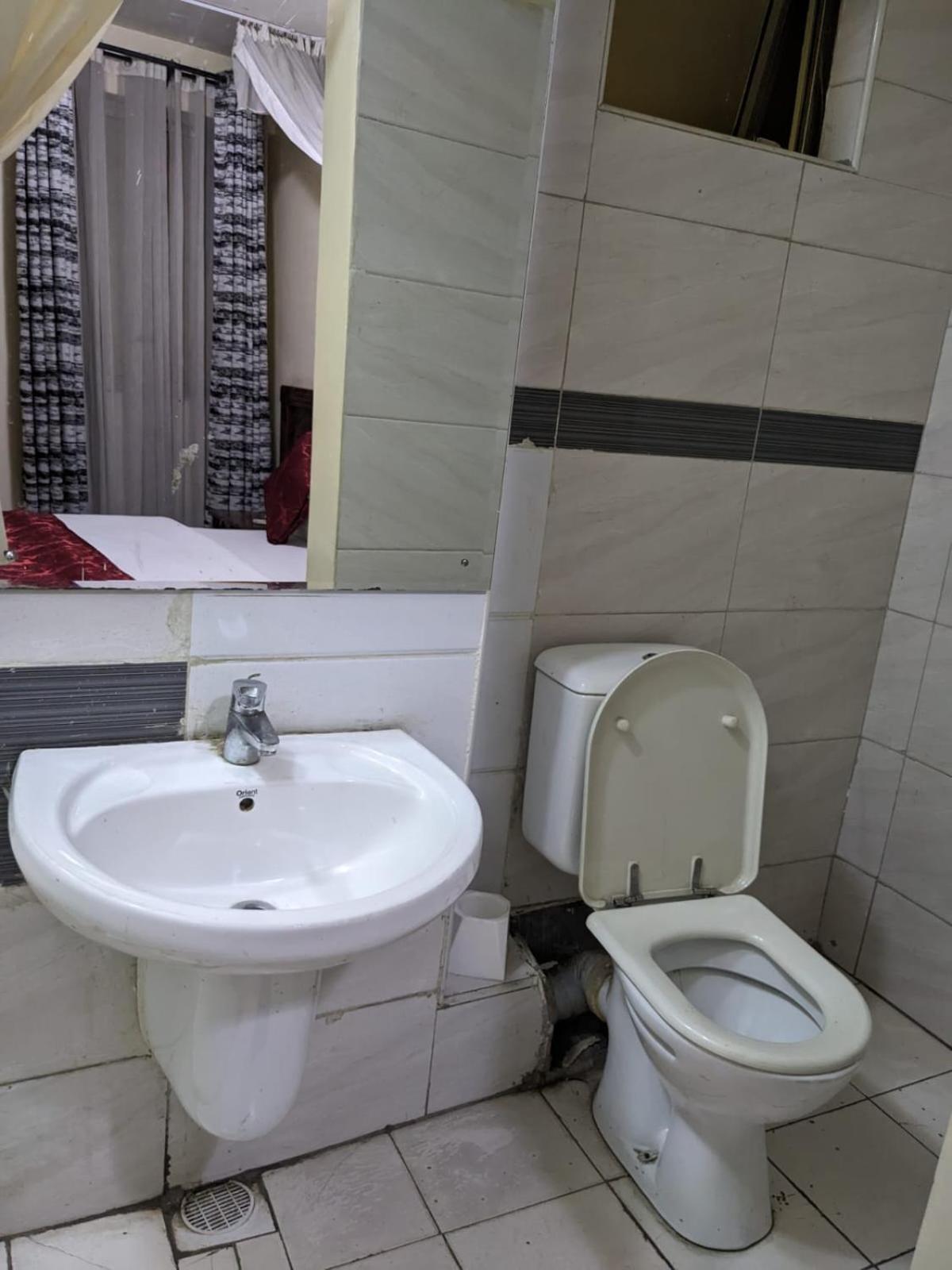 Epitome Times Hotel Найробі Екстер'єр фото